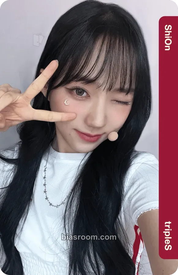 Shion WAV 1st Japan Membership Photocard - tripleS - tripleS K-pop photocard