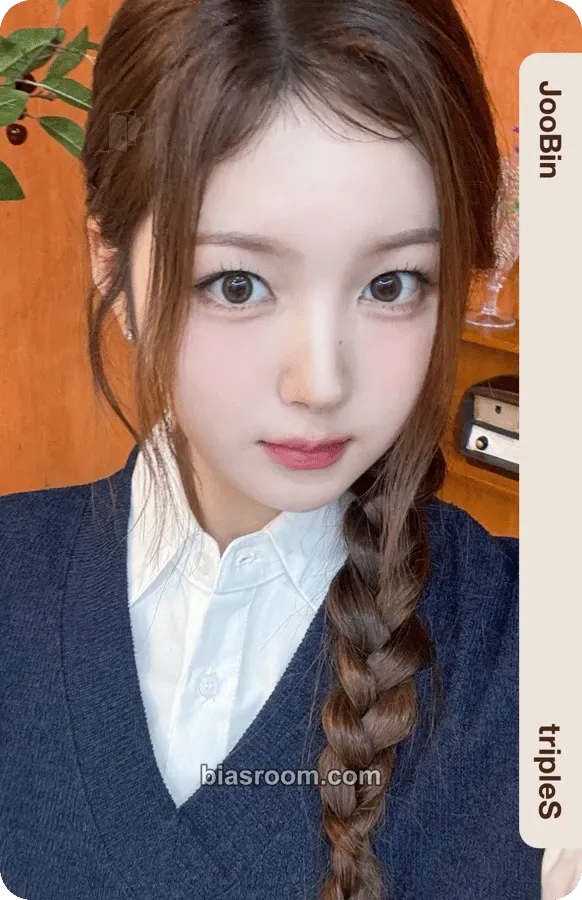 Joobin 2025 Season's Greetings: tripleSchool Photocard - tripleS - tripleS K-pop photocard