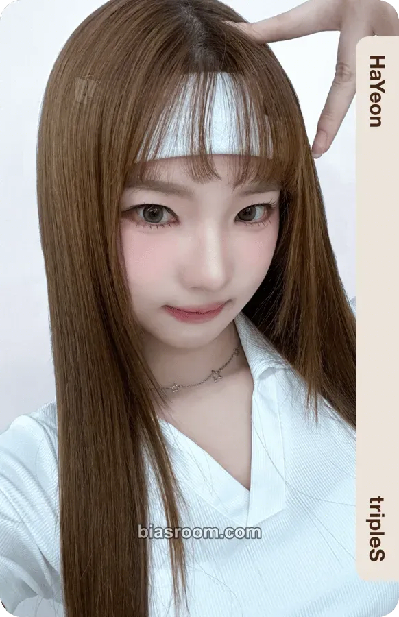 Hayeon 2025 Season's Greetings: tripleSchool Photocard - tripleS - tripleS K-pop photocard