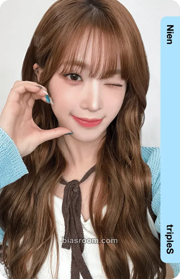 Nien tripleS 2nd World Tour: tripleS Come True Photocard - tripleS - tripleS K-pop photocard