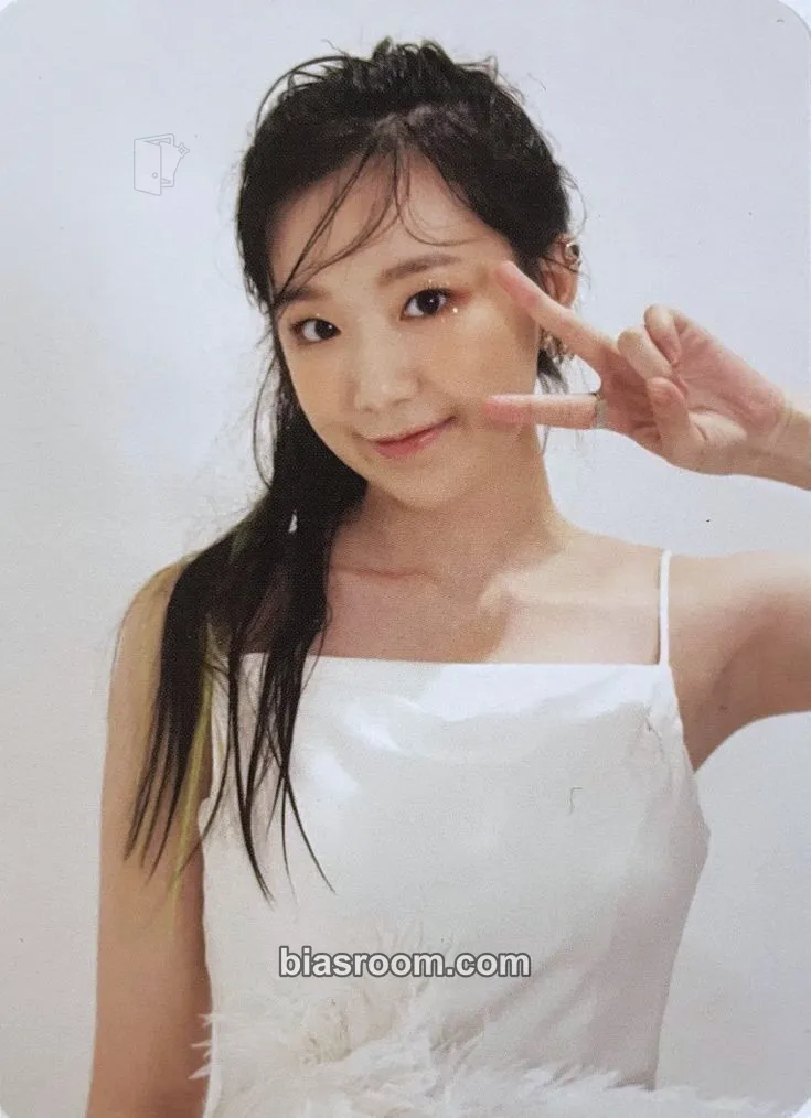 Shuhua I Trust Photocard - i-dle - i-dle K-pop photocard