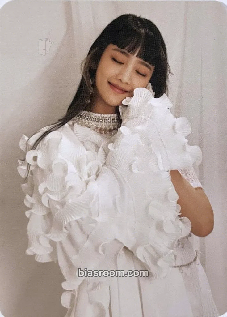 Minnie I Trust Photocard - i-dle - i-dle K-pop photocard