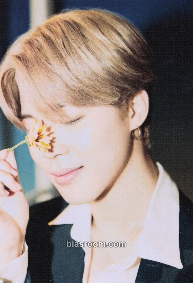 Jimin HYBE Insight Museum Photocard - BTS - BTS K-pop photocard