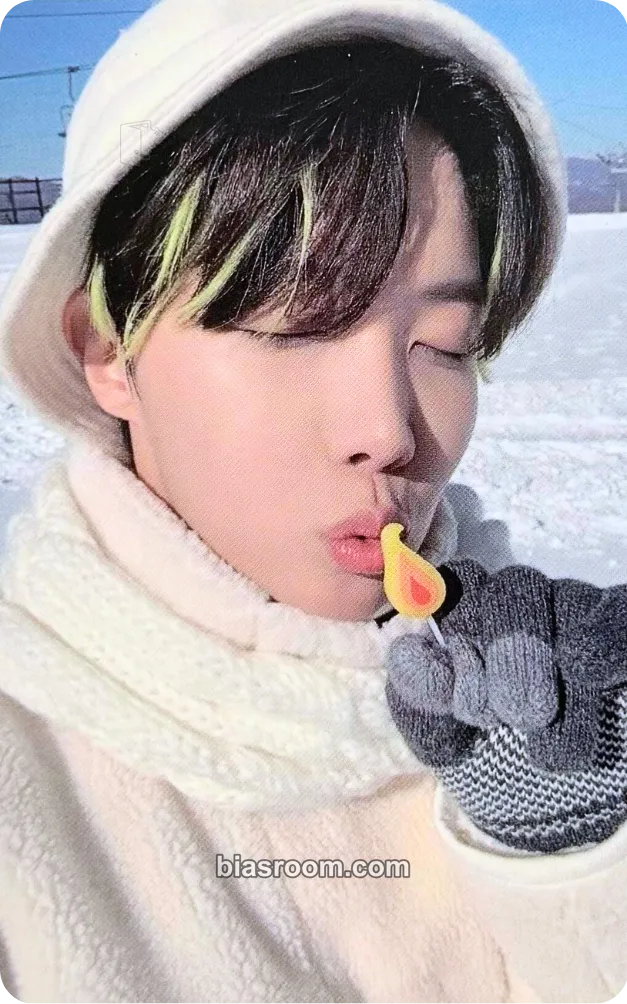 j-hope Winter Package 2021 Photocard - BTS - BTS K-pop photocard