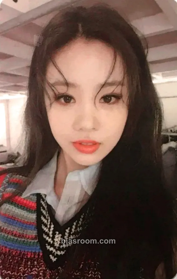 Soojin I Am Photocard - i-dle - i-dle K-pop photocard