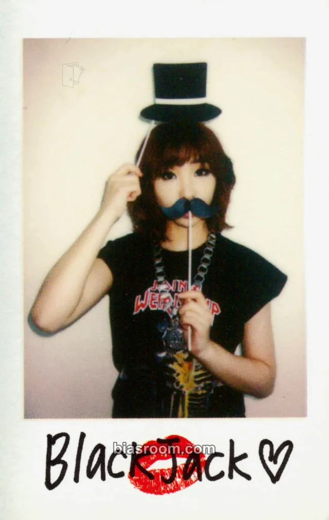 2NE1 - Minzy - Crush Album