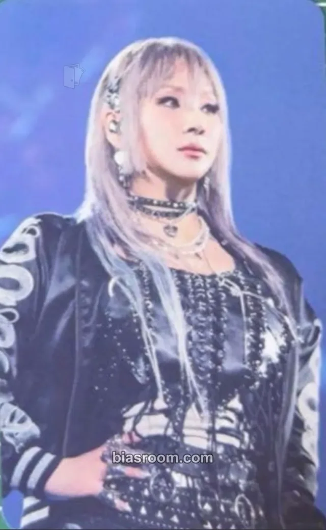 2NE1 - CL - 15th Anniversary Event yg select