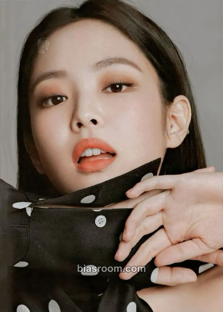 Jennie Jennie x HERA Photocard - BLACKPINK - BLACKPINK K-pop photocard