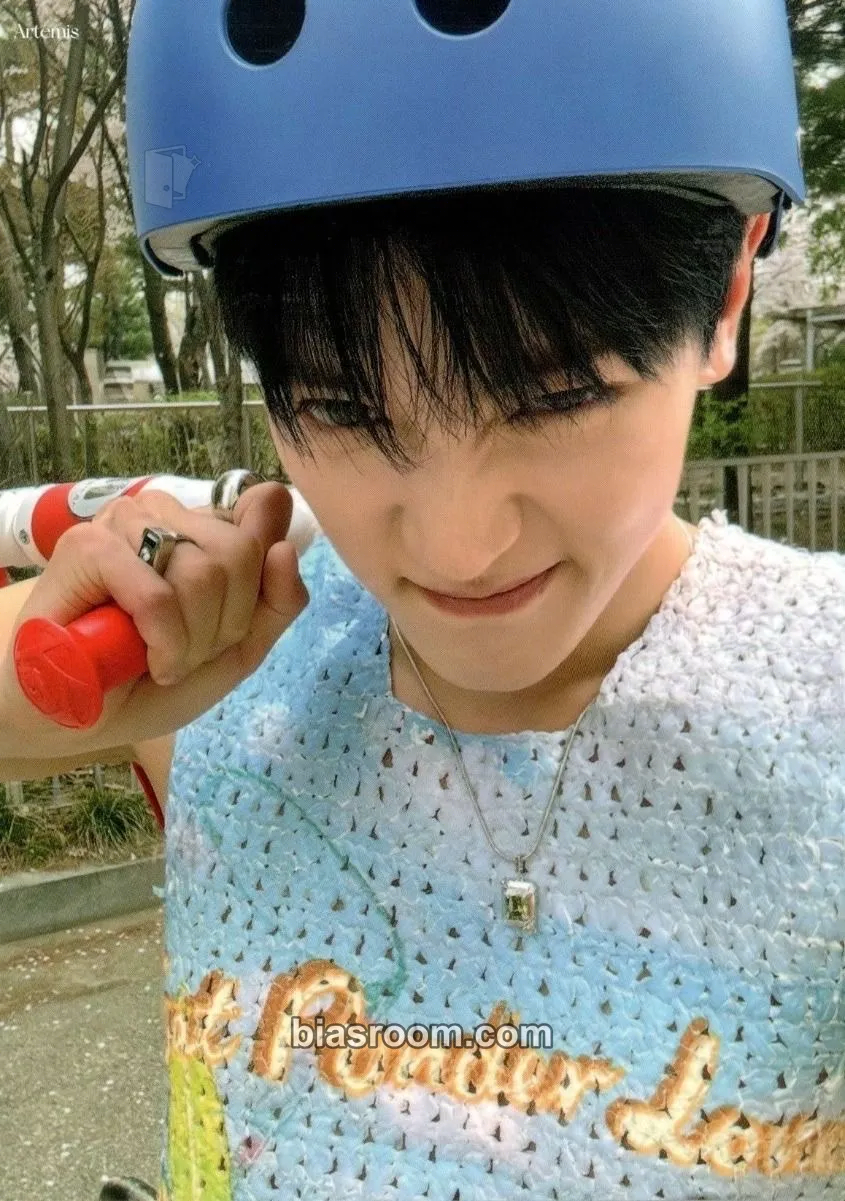 Taeyong Bobosnap magazine x Taeyong Photocard - NCT - NCT K-pop photocard