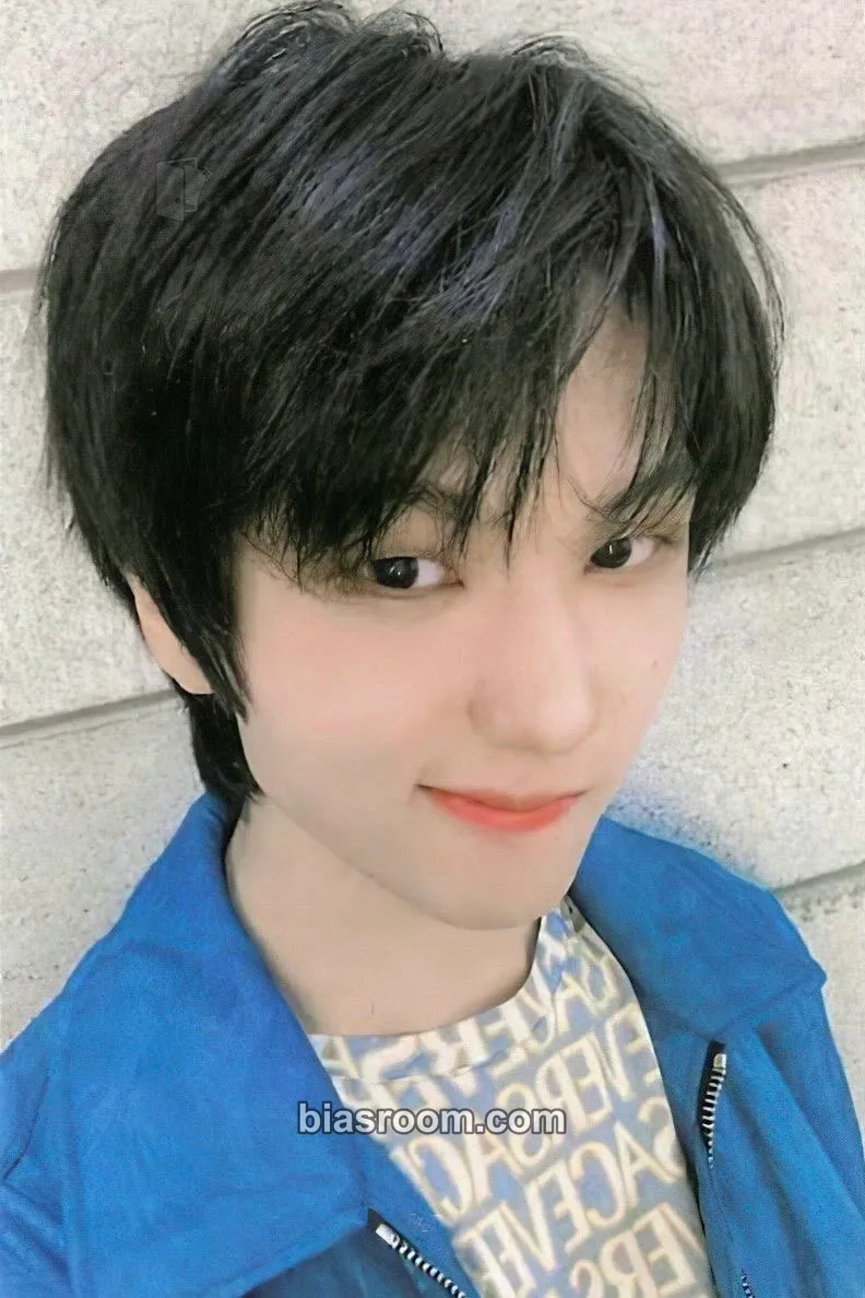 Jisung MOEVIR Magazine x NCT Photocard - NCT - NCT K-pop photocard