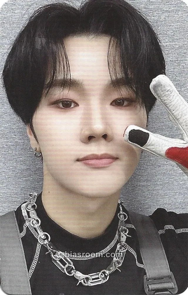 Jungsu Livelock Photocard - Xdinary Heroes - Xdinary Heroes K-pop photocard