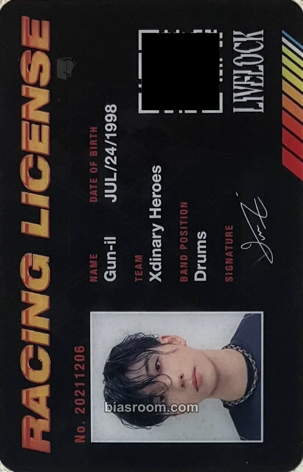 Gunil Livelock Photocard - Xdinary Heroes - Xdinary Heroes K-pop photocard
