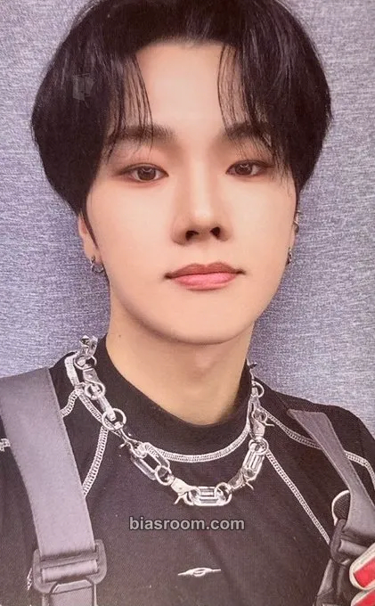 Jungsu Livelock Photocard - Xdinary Heroes - Xdinary Heroes K-pop photocard