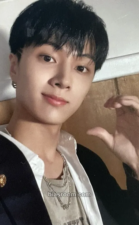 Jay MANIFESTO: DAY 1 Photocard - ENHYPEN - ENHYPEN K-pop photocard