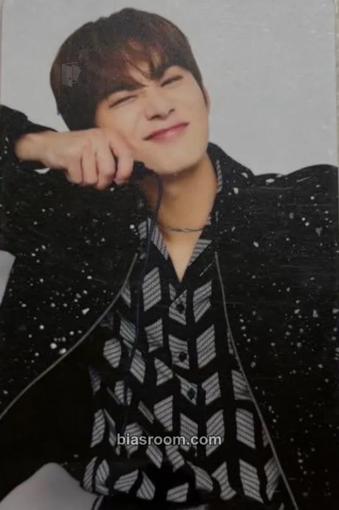 Jungwoo Neo City: The UNITY (3rd NCT127 Tour) Photocard - NCT 127 - NCT 127 K-pop photocard