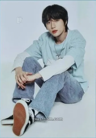 Beomgyu 2022 Fanlive Moa X Together Photocard - TOMORROW X TOGETHER - TOMORROW X TOGETHER K-pop photocard