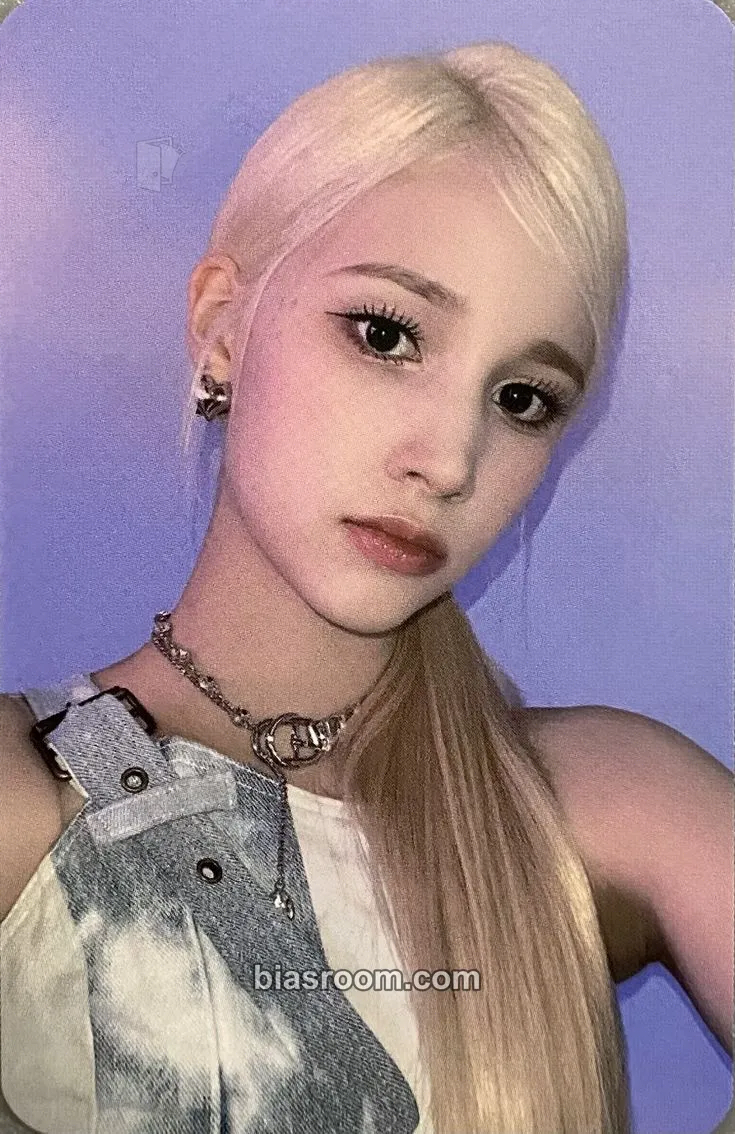 Huening Bahiyyih DOUBLAST Photocard - Kep1er - Kep1er K-pop photocard