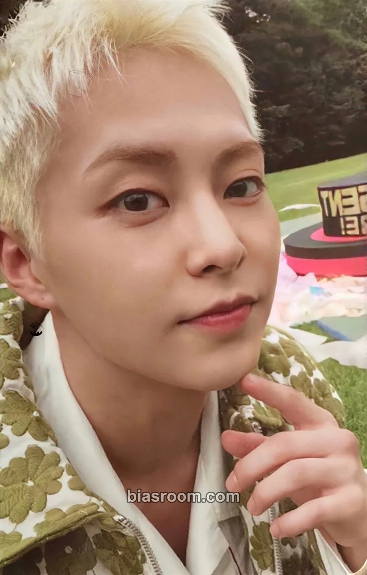 Xiumin Brand New Photocard - EXO - EXO K-pop photocard