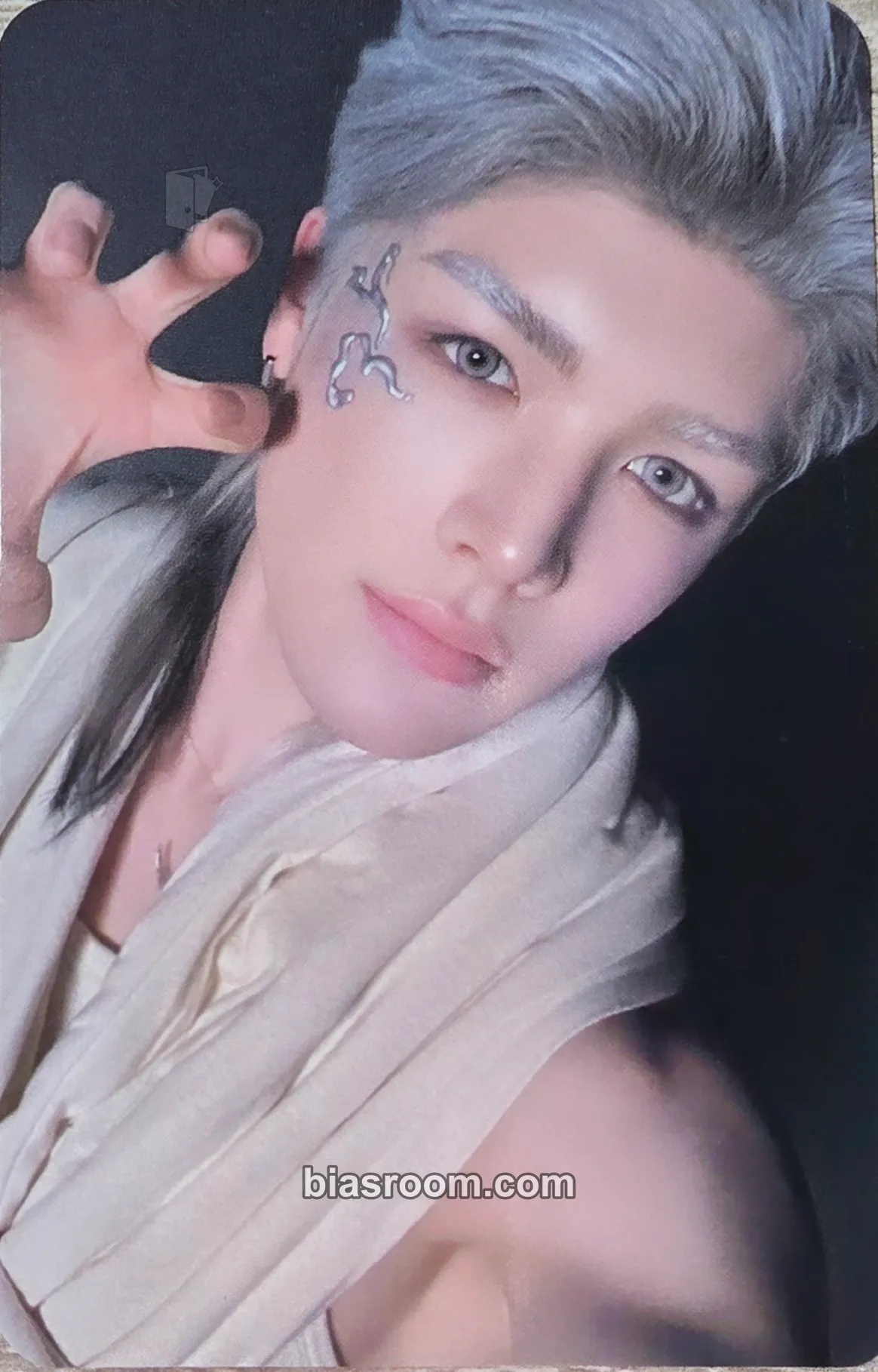 Maki Go in Blind - EP Photocard - &TEAM - &TEAM K-pop photocard