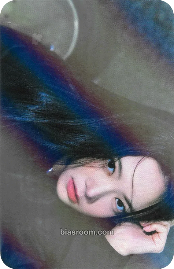 Hong Eunchae FEARLESS Photocard - LE SSERAFIM - LE SSERAFIM K-pop photocard