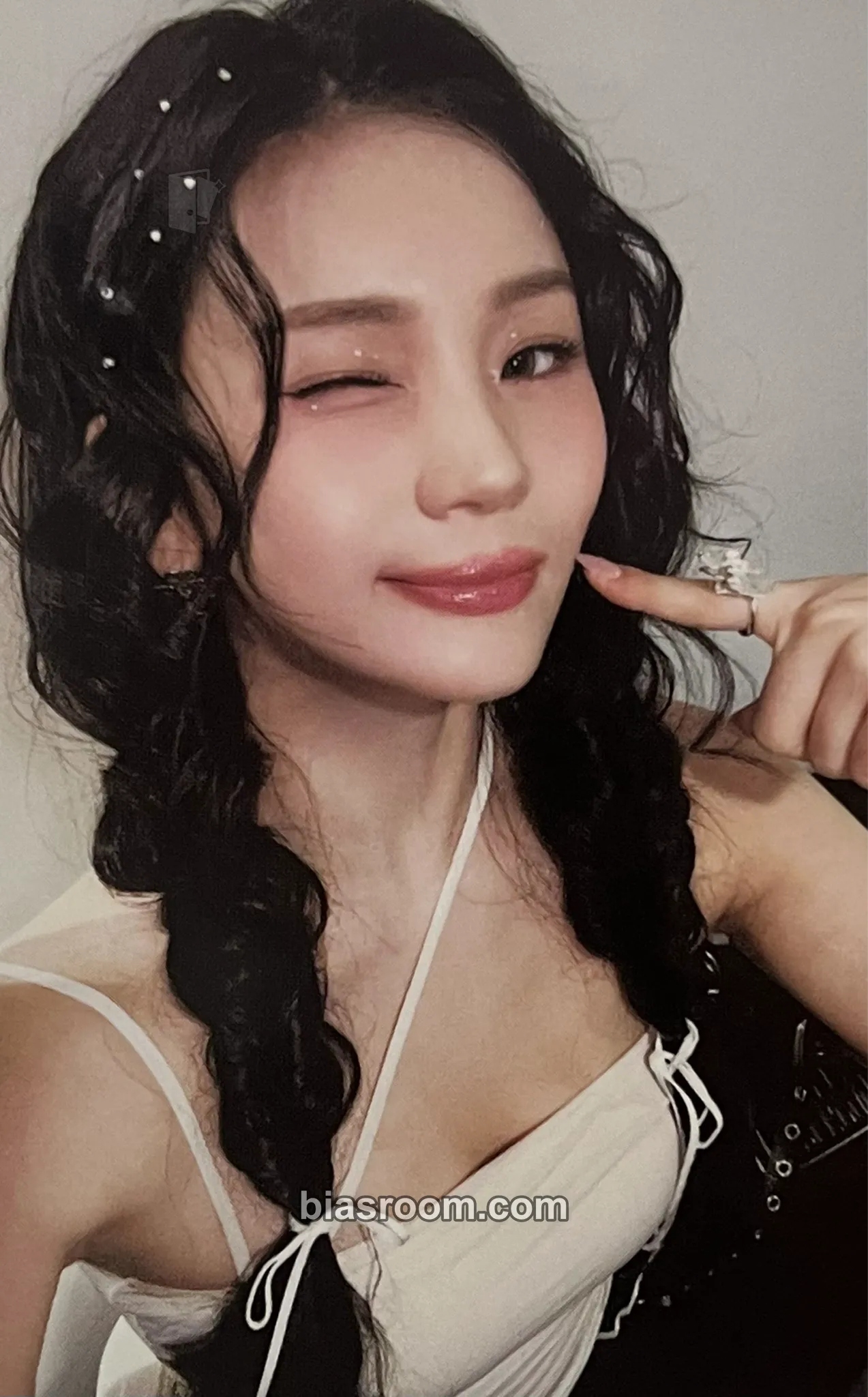 Umji A Montage of ( ) Photocard - VIVIZ - VIVIZ K-pop photocard