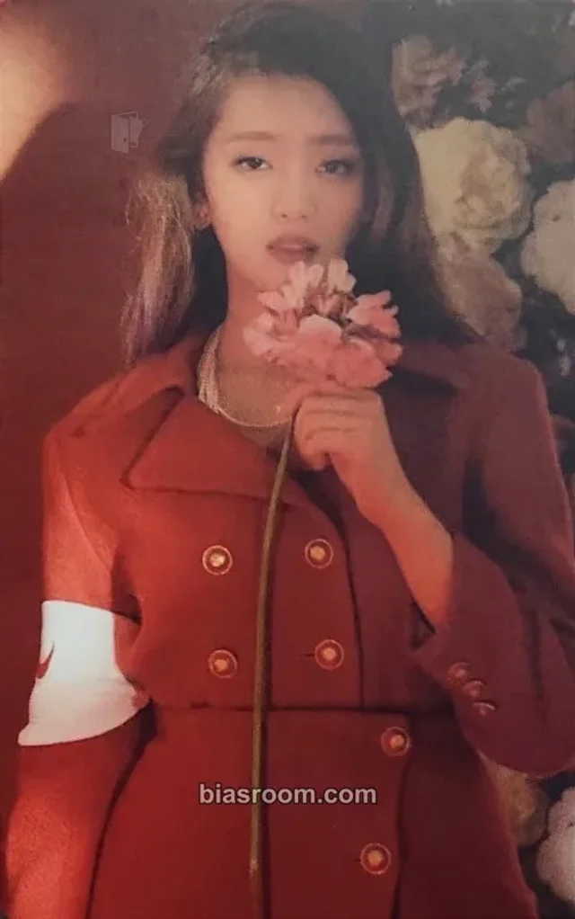 (G)I-DLE - Miyeon - I Made Album cubee photocard set merch photocard non-selfie concept photocard