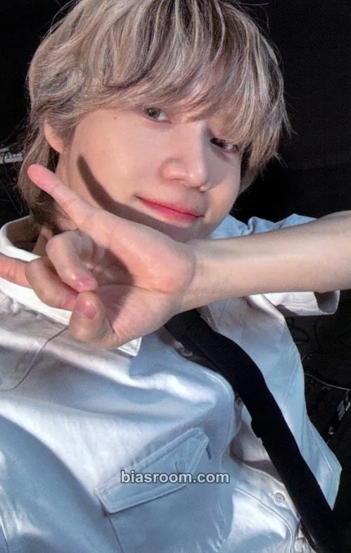 Taemin ETERNAL Photocard - Taemin K-pop photocard