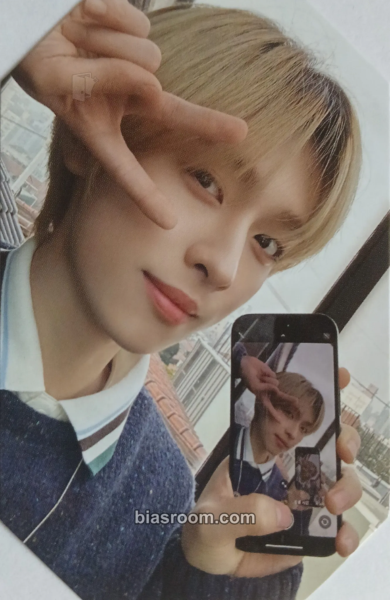 Gaon Troubleshooting Photocard - Xdinary Heroes - Xdinary Heroes K-pop photocard