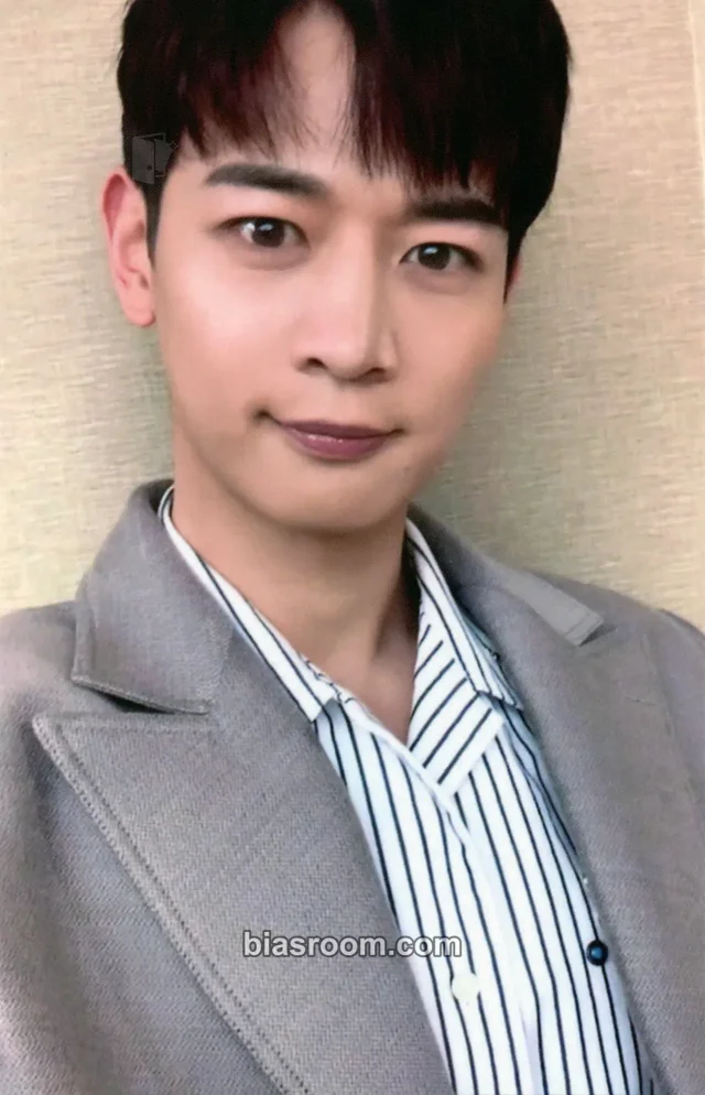 SHINee - Minho - Don't Call Me - The 7th Album Album jewel case version AR photocard