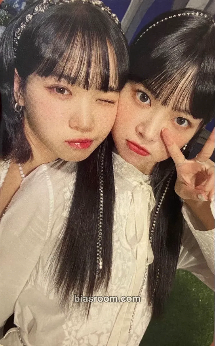 FEARLESS (Japanese Ver.) Photocard - LE SSERAFIM - LE SSERAFIM K-pop photocard