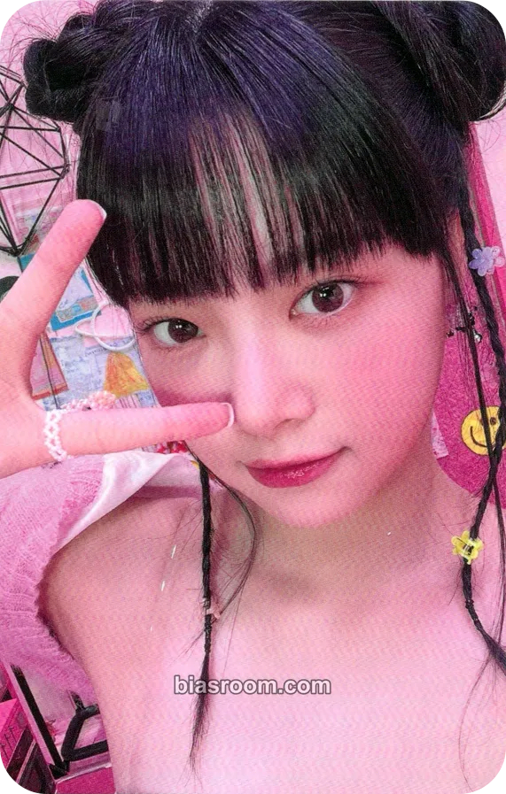 Hong Eunchae FEARLESS (Japanese Ver.) Photocard - LE SSERAFIM - LE SSERAFIM K-pop photocard
