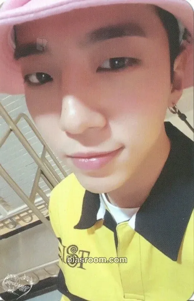 BANG&JUNG&YOO&MOON - Yongguk - Carnival Album standard version album photocard bad image - replace