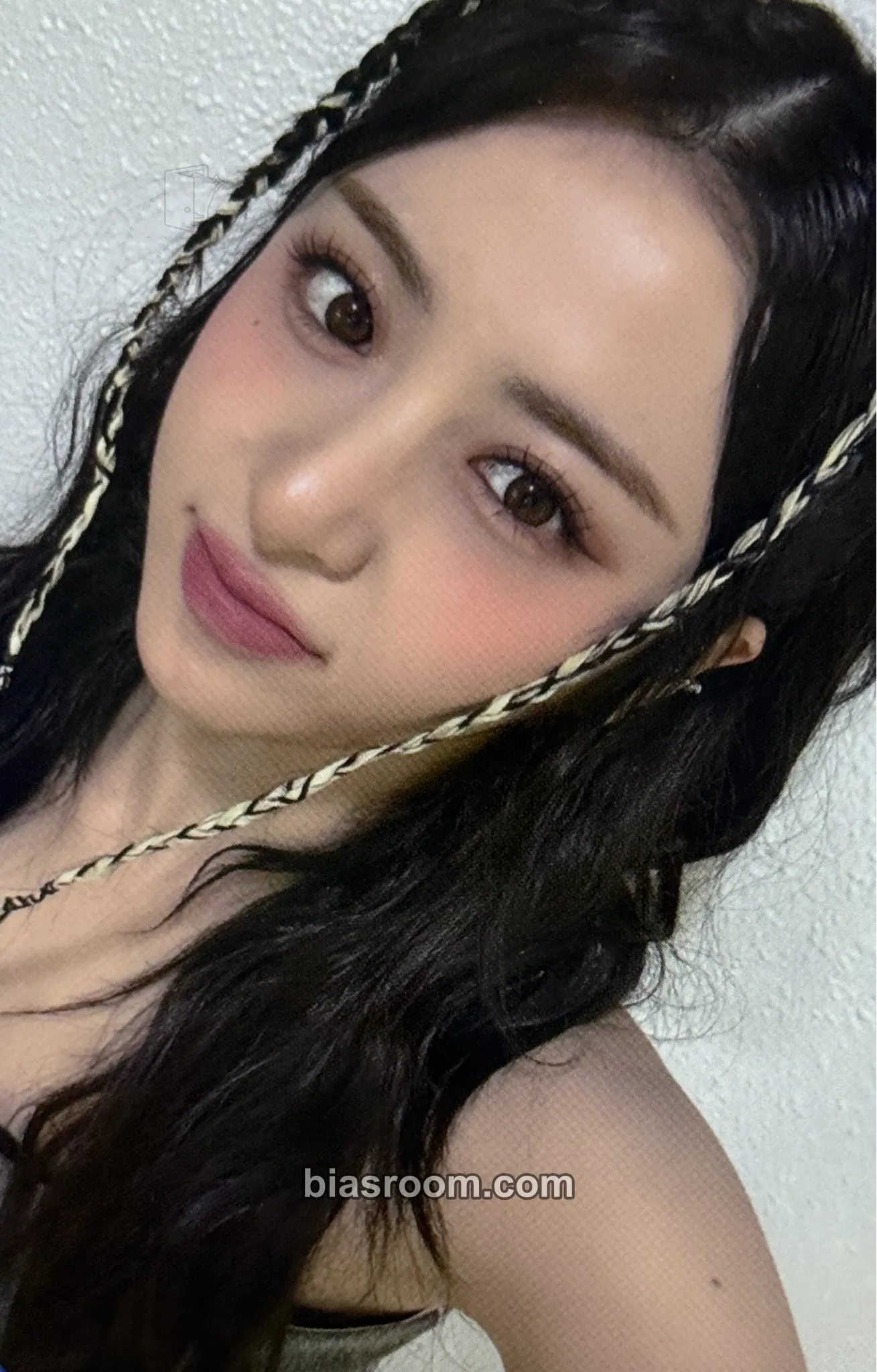 Huh Yunjin UNFORGIVEN Photocard - LE SSERAFIM - LE SSERAFIM K-pop photocard