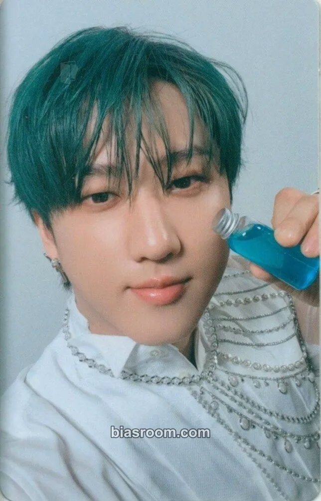 Changbin GIANT Photocard - Stray Kids - Stray Kids K-pop photocard