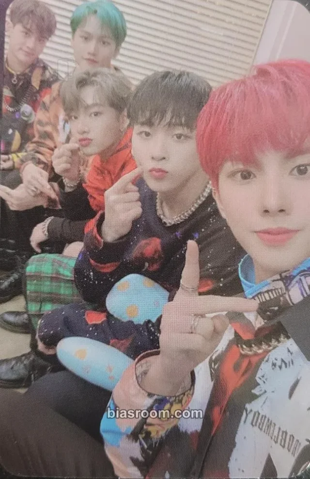 MCND - Earth Age Album album photocard