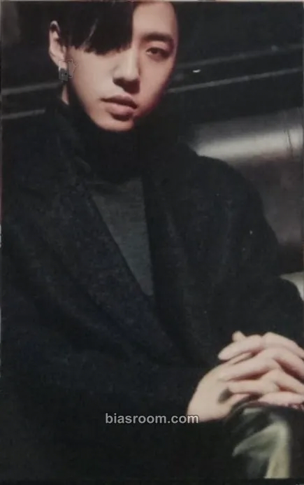 Yongguk Noir Photocard - BANG&JUNG&YOO&MOON - BANG&JUNG&YOO&MOON K-pop photocard