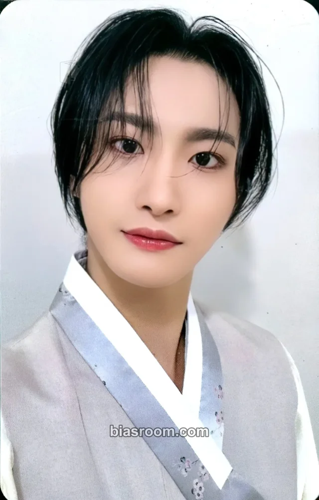ATEEZ - Seonghwa - THE WORLD EP.FIN: WILL Album minirecord hanbok video call fansign