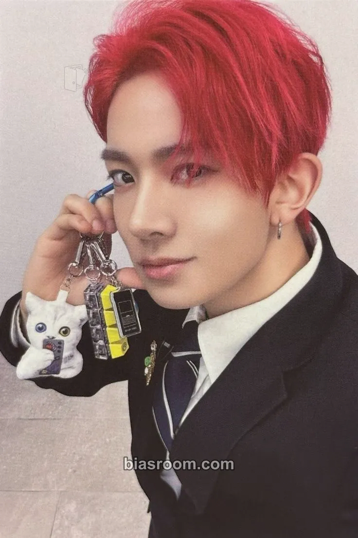 Heeseung Artist-Made Collection Photocard - ENHYPEN - ENHYPEN K-pop photocard