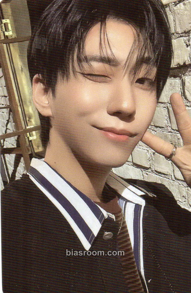 Gunil Troubleshooting Photocard - Xdinary Heroes - Xdinary Heroes K-pop photocard