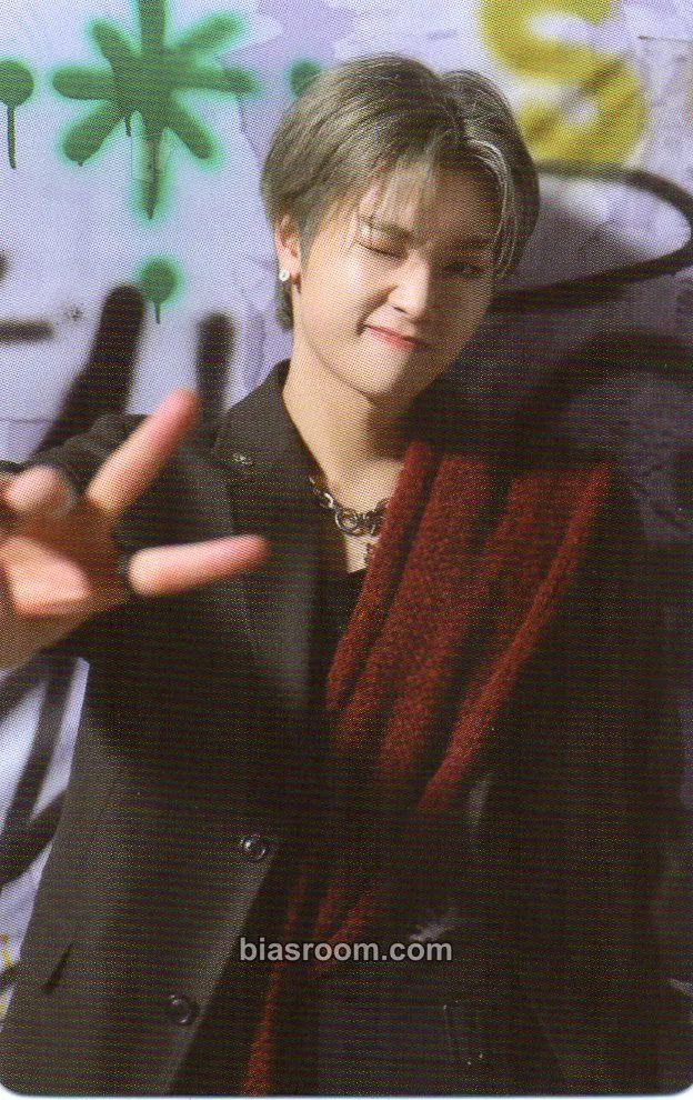 Jungsu Troubleshooting Photocard - Xdinary Heroes - Xdinary Heroes K-pop photocard