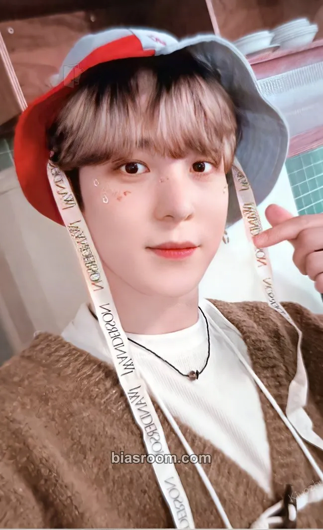 Yunho 4th Atiny Membership kit Photocard - ATEEZ - ATEEZ K-pop photocard