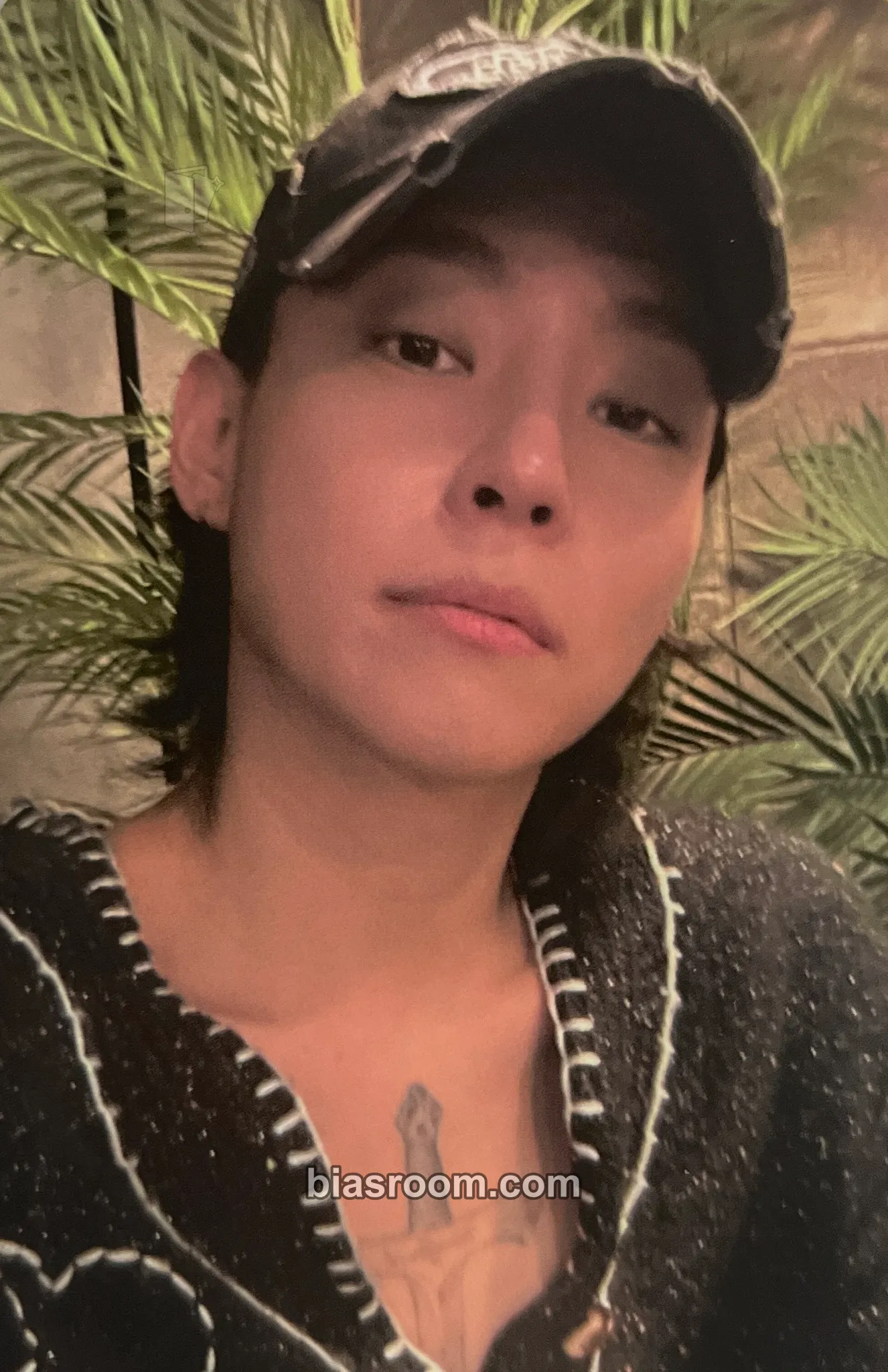 Woosung Once Upon a WRLD Tour Photocard - The Rose - The Rose K-pop photocard