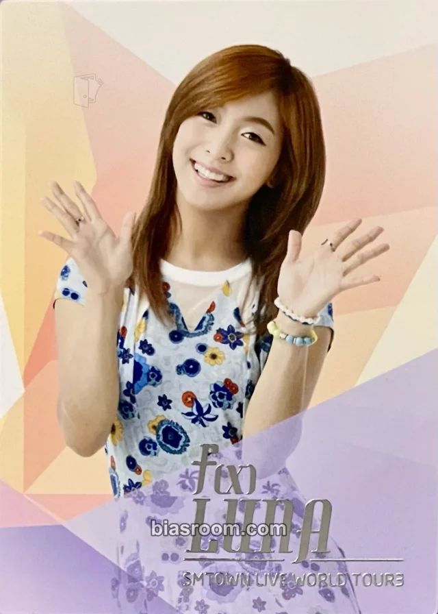 f(x) - Luna - SM Town Live World Tour III Event merch photocard tour merch B version