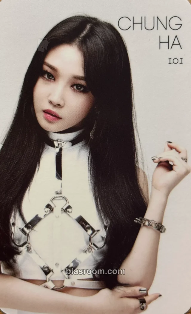 I.O.I - Chung Ha - Whatta Man Album album photocard