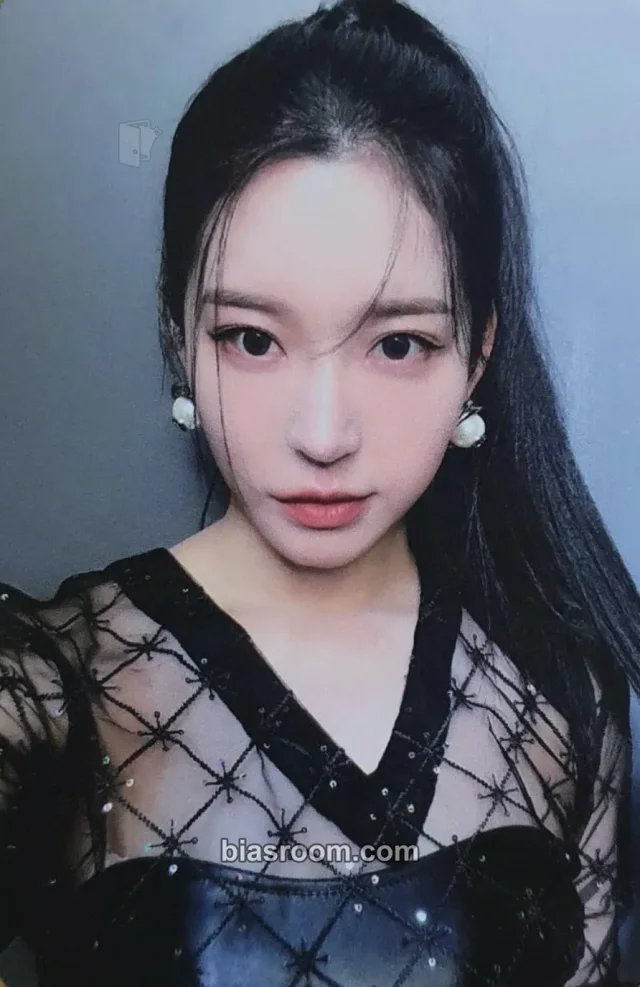 CLASS:y - Hyungseo - CLASS IS OVER Album album photocard