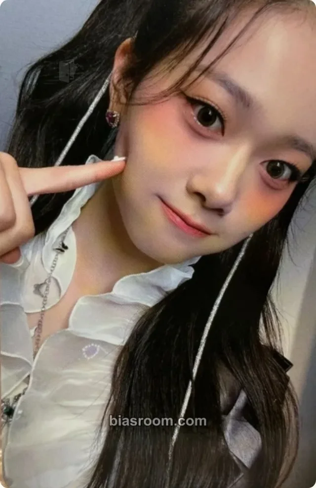 CLASS:y - Hyungseo - CLASS IS OVER Album album photocard