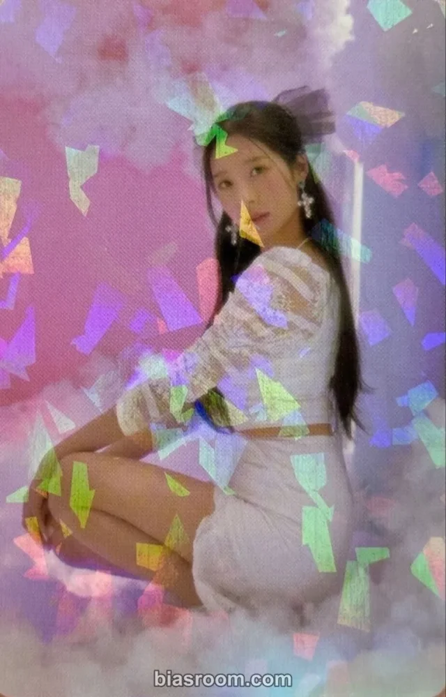 CLASS:y - Hyungseo - CLASS IS OVER Album album photocard holographic (hologram)