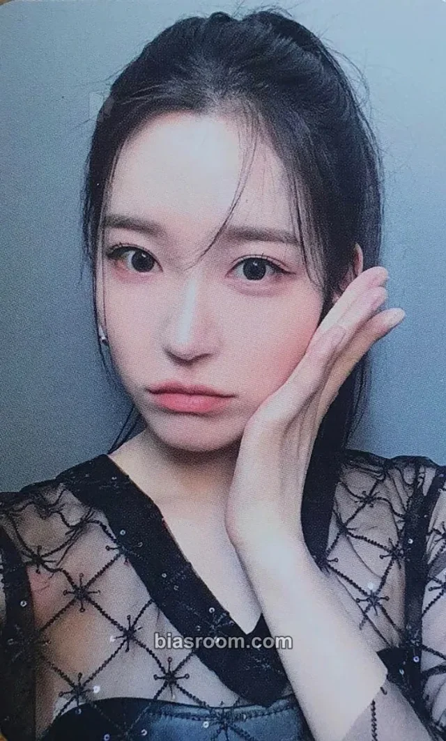 CLASS:y - Hyungseo - CLASS IS OVER Album album photocard platform version