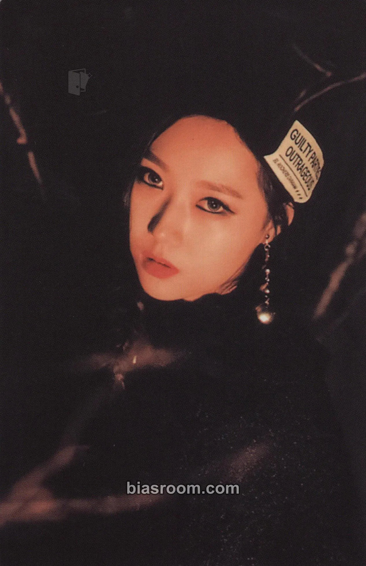Handong Fall asleep in the mirror Photocard - Dreamcatcher - Dreamcatcher K-pop photocard