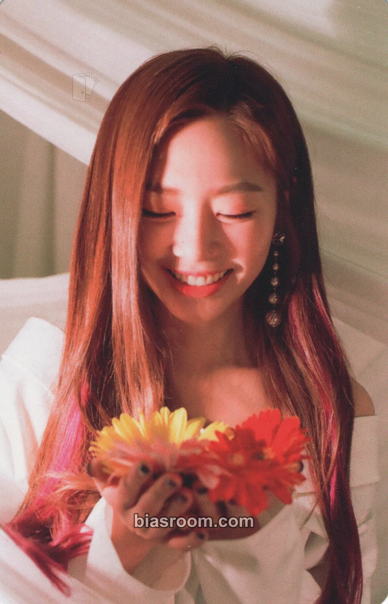 JiU Fall asleep in the mirror Photocard - Dreamcatcher - Dreamcatcher K-pop photocard